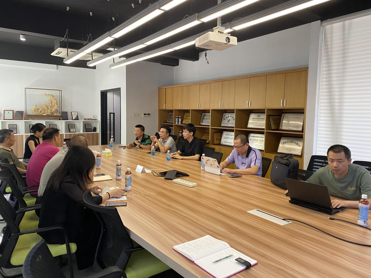 “廣東省液態(tài)包裝裝備智能運(yùn)維服務(wù)標(biāo)準(zhǔn)化試點(diǎn)”項目啟動會順利召開